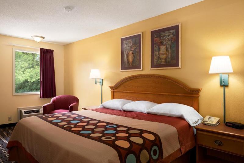 Super 8 By Wyndham Indianapolis-Southport Rd Motel Exterior foto